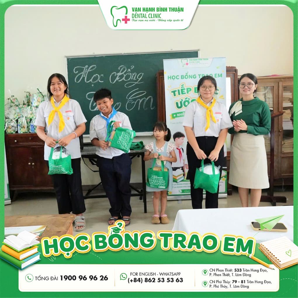 trao-31-suat-hoc-bong-nha-khoa-van-hanh-binh-thuan