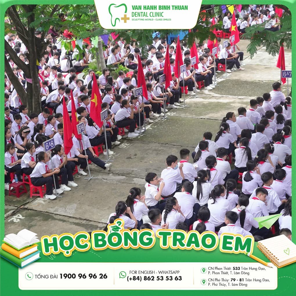 Nha khoa Vạn Hạnh Bình Thuận đồng hành cùng Trường THCS Hùng Vương khai giảng
