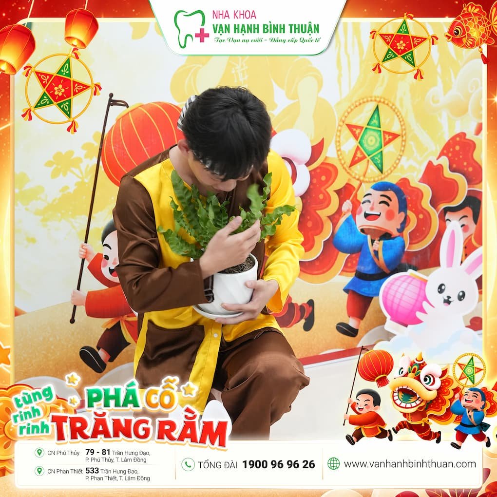 Tiết mục văn nghệ Chú Cuội Chị Hằng đón Trung Thu tại Nha khoa Vạn Hạnh Bình Thuận