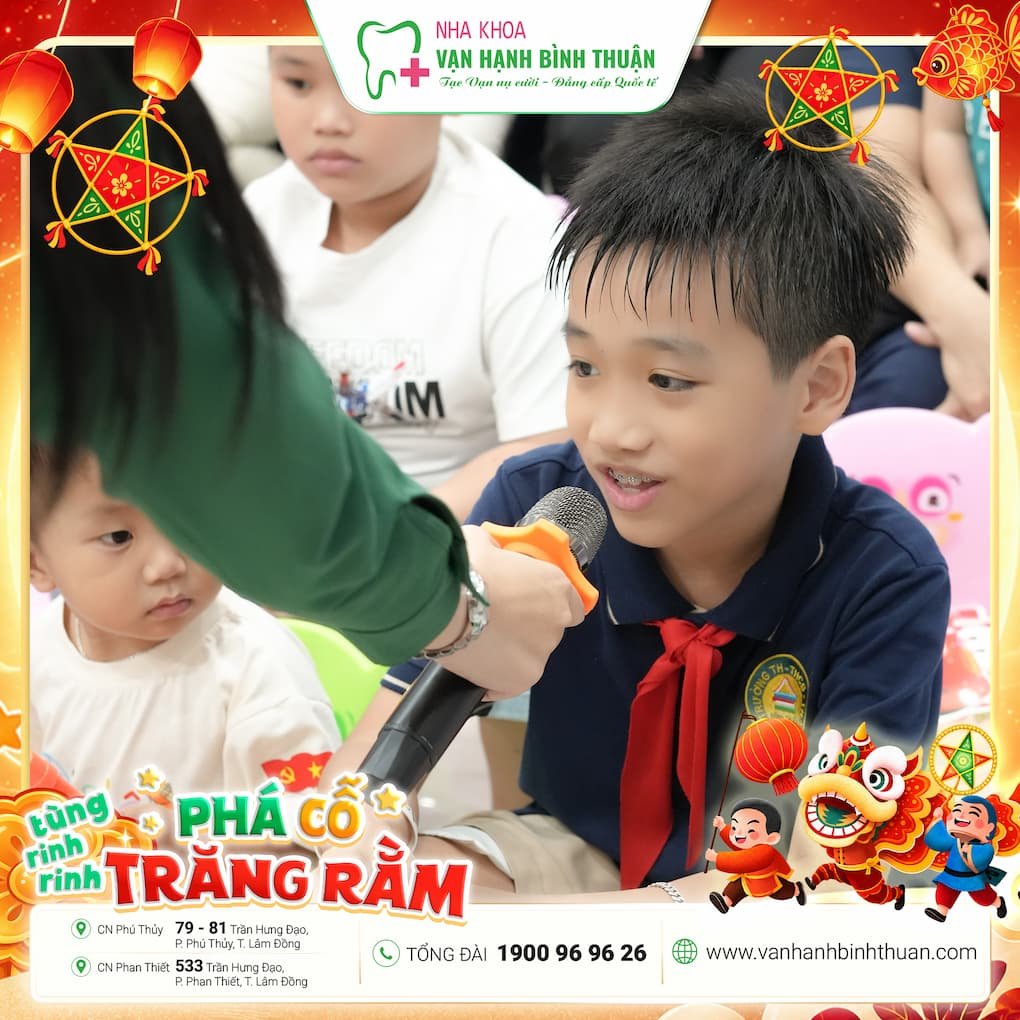 Tiết mục văn nghệ Chú Cuội Chị Hằng đón Trung Thu tại Nha khoa Vạn Hạnh Bình Thuận