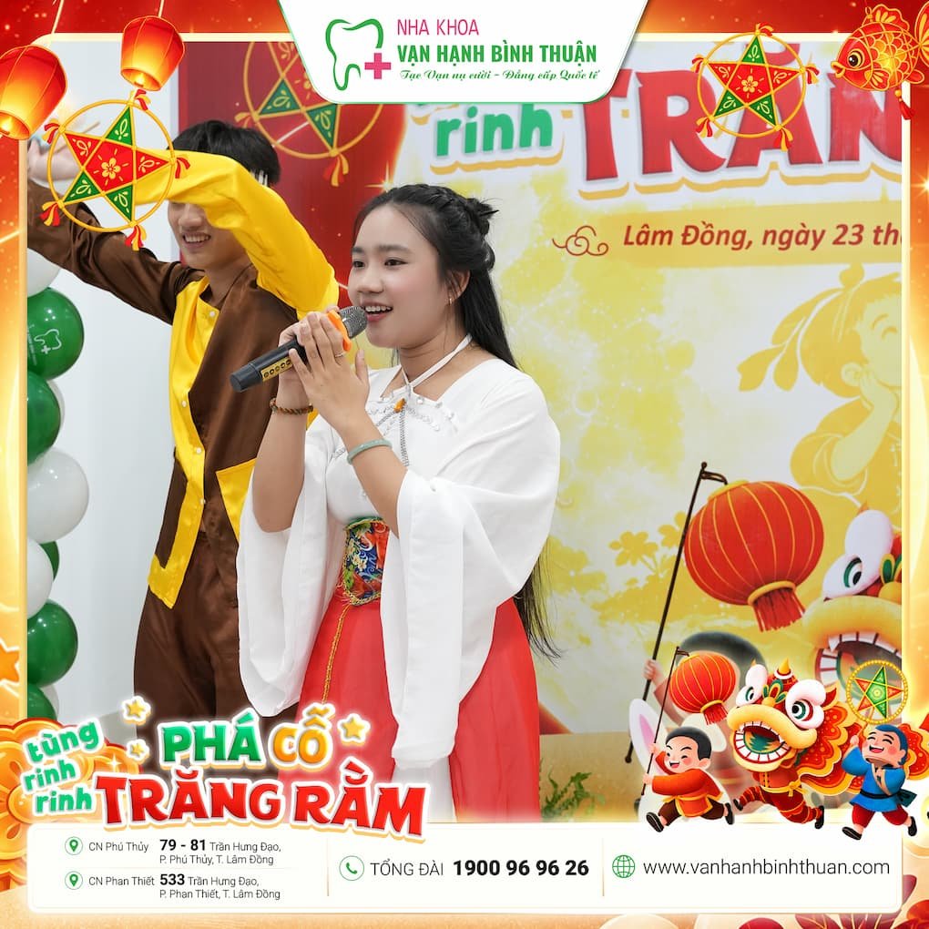 Tiết mục văn nghệ Chú Cuội Chị Hằng đón Trung Thu tại Nha khoa Vạn Hạnh Bình Thuận