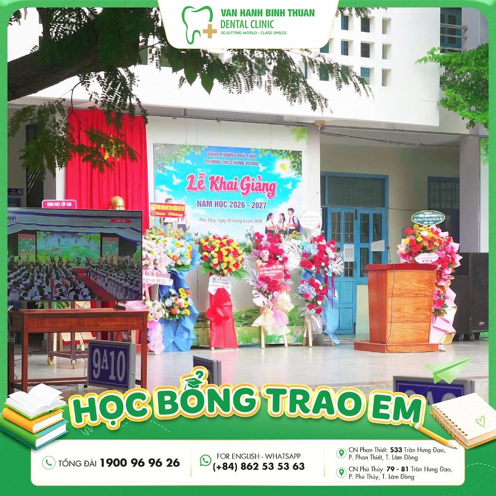Nha khoa Vạn Hạnh Bình Thuận đồng hành cùng Trường THCS Hùng Vương khai giảng