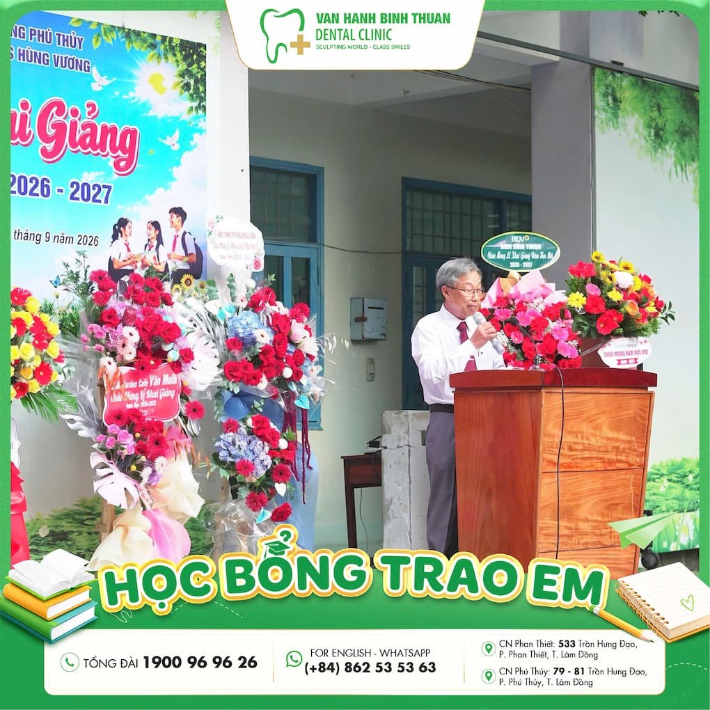 Nha khoa Vạn Hạnh Bình Thuận đồng hành cùng Trường THCS Hùng Vương khai giảng