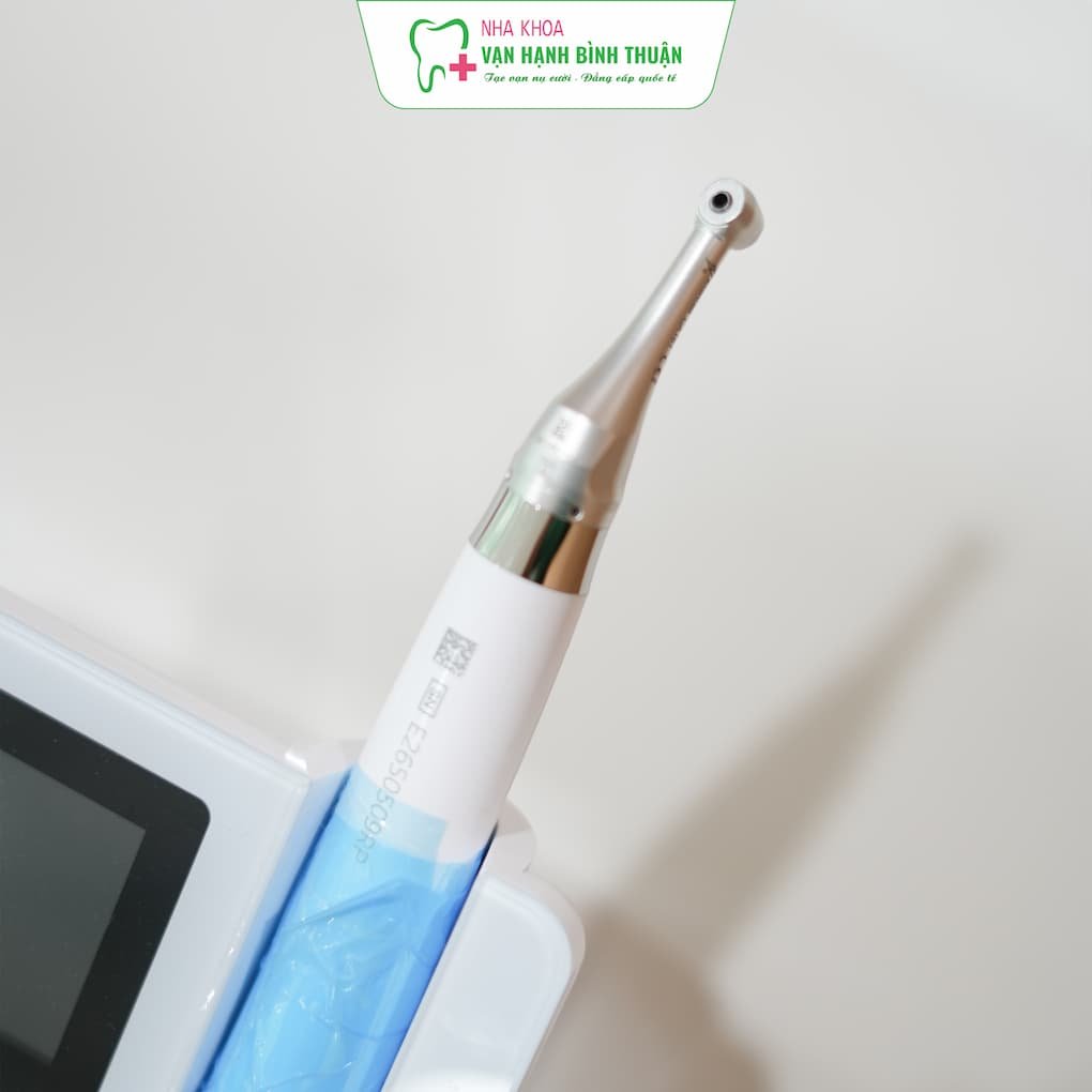 Tay cầm không dây xoay 360 độ hỗ trợ sửa soạn ống tủy của Endo Radar Pro
