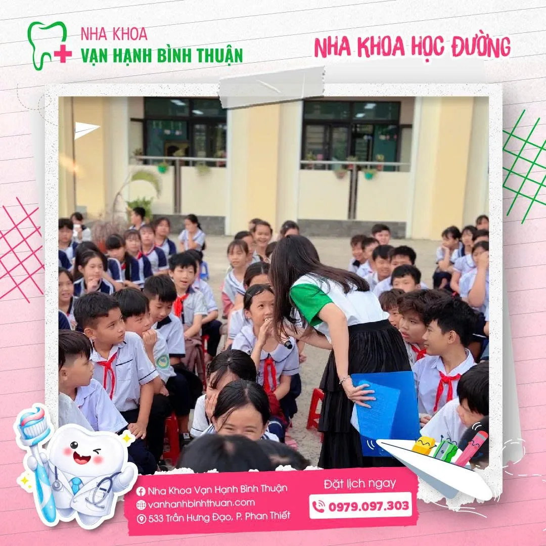 nha-khoa-hoc-duong-tai-truong-ham-cuong (2).jpg