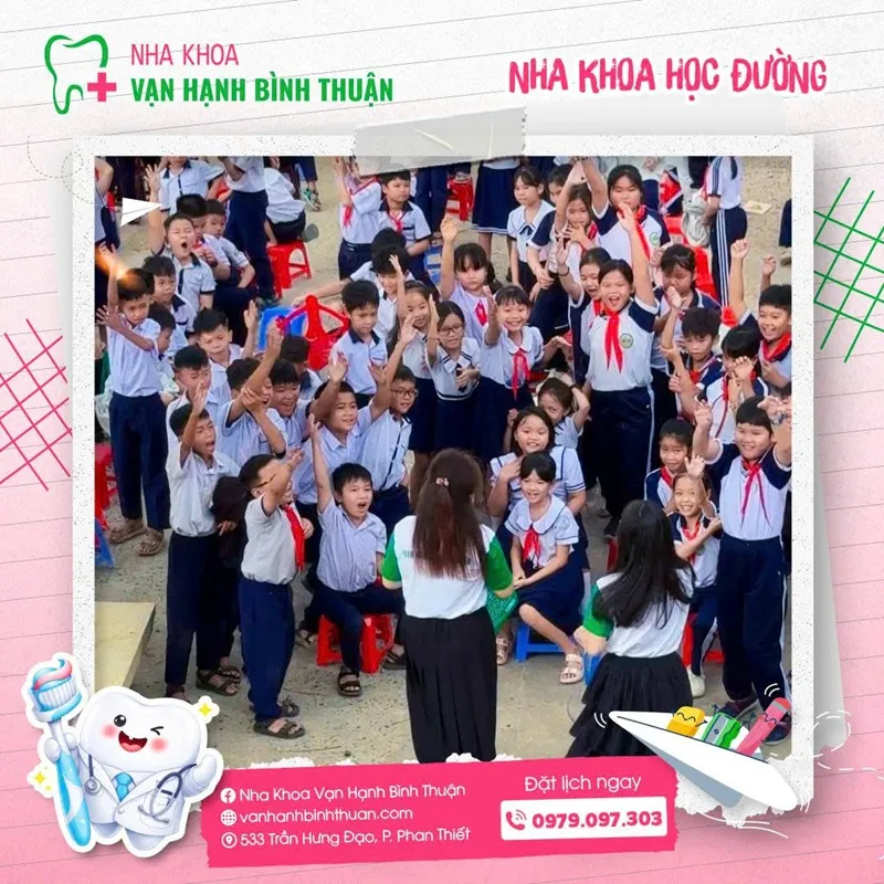 nha-khoa-hoc-duong-tai-truong-ham-cuong (4).jpg