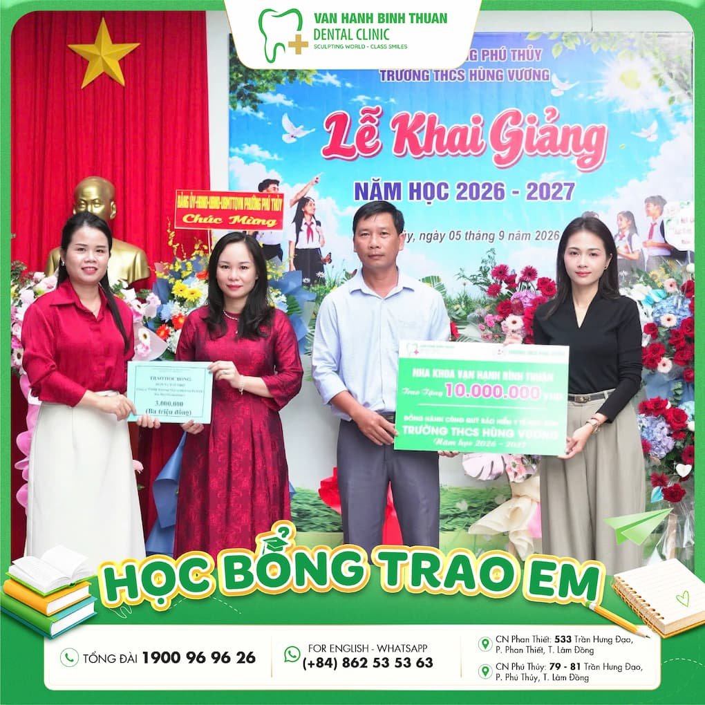 Nha khoa Vạn Hạnh Bình Thuận đồng hành cùng Trường THCS Hùng Vương khai giảng